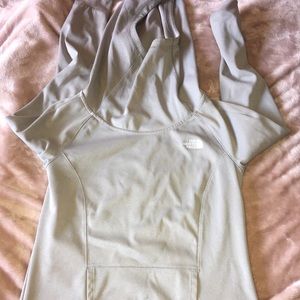 North face hoodie! NEW LOW PRICE